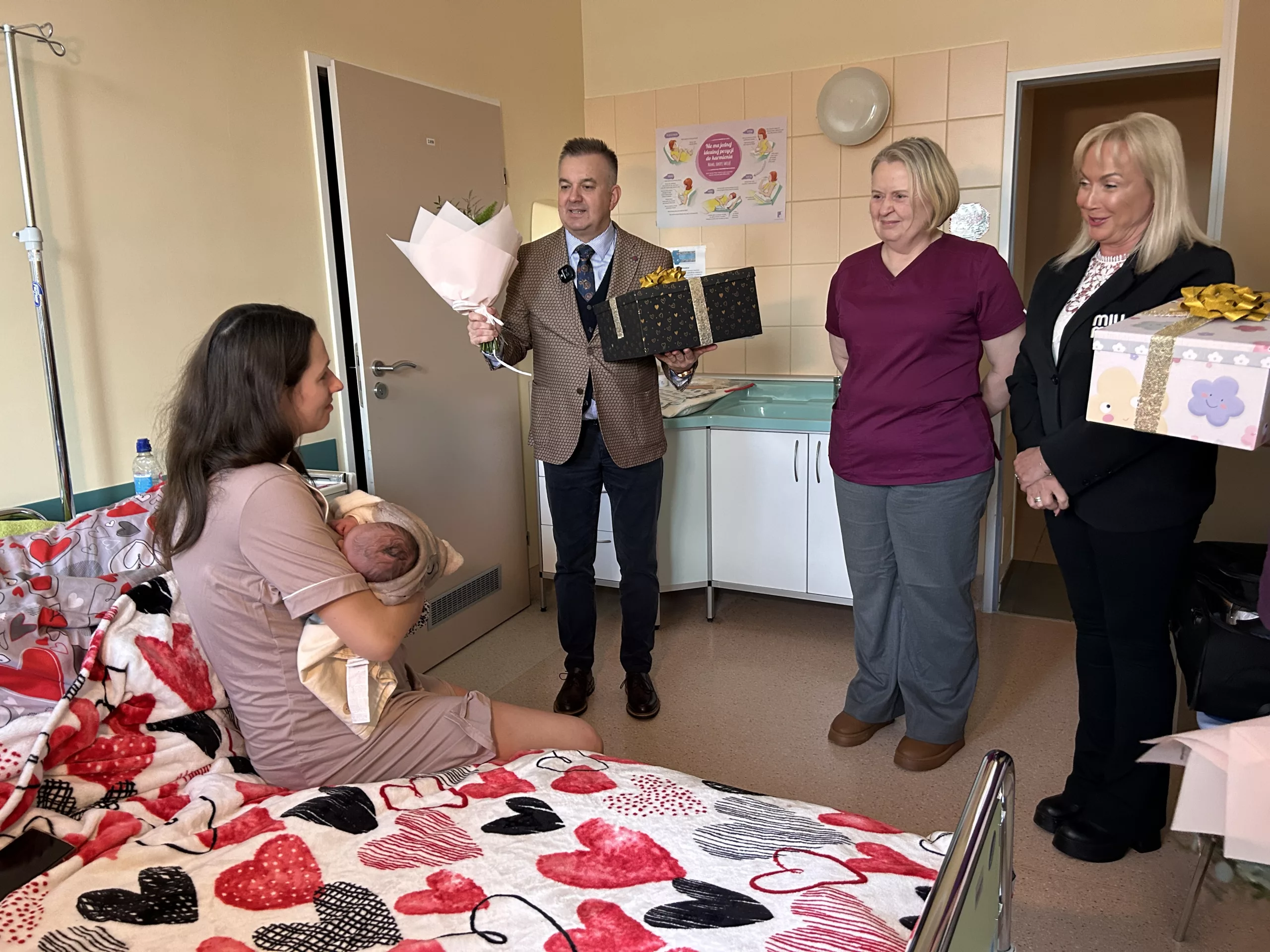 Nowy rok w Świnoujściu rozpoczął się narodzinami dzieci. Symboliczne spotkanie w miejskim szpitalu