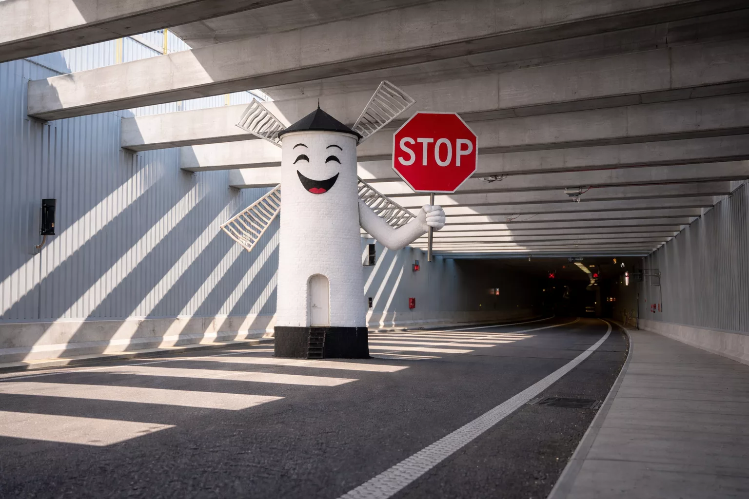 Tunel pod Świną. Nocne zamknięcia i ruch wahadłowy w lutym 2026. Sprawdź harmonogram i godziny kursowania promu