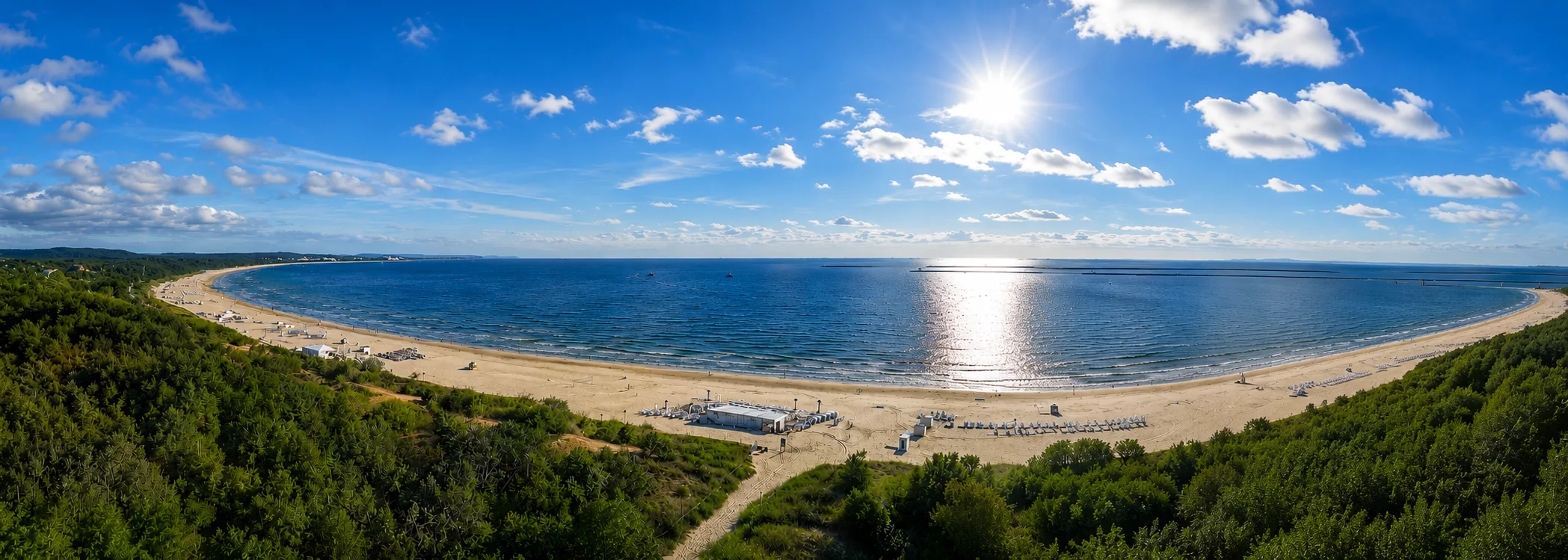 Ten widok zaskoczył wszystkich. O 8:30 plaża w Świnoujściu była niemal pusta