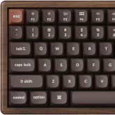 Keychron K2 HE All-Wood Special Edition - mechaniczna klawiatura z magnetycznymi przełącznikami. Ciekawa, choć droga opcja