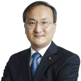 Były prezes SK hynix wraca do Intela. Firma wydziela pakowanie układów jako osobny filar Intel Foundry