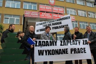 Droga gotowa, pieniądze nie wypłacone. Sprawa ul. Wyszyńskiego w prokuraturze