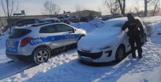 Dzięki zgłoszeniu policjanci uratowali 28-latka przed wychłodzeniem