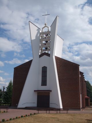 Kościół, który wyrósł wbrew czasom