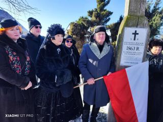 Patriotyczna inicjatywa Klubu Nordic Walking „CHODZĘ z SERCEM” w Radzyniu