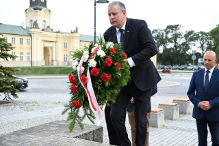 Pamięć o Bohaterach jest w nas. Mieszkańcy Powiatu Radzyńskiego uczcili 82. rocznicę wybuchu Powstania Warszawskiego